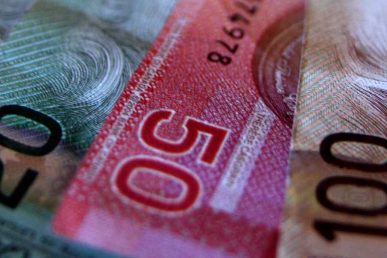 header-canadian-money
